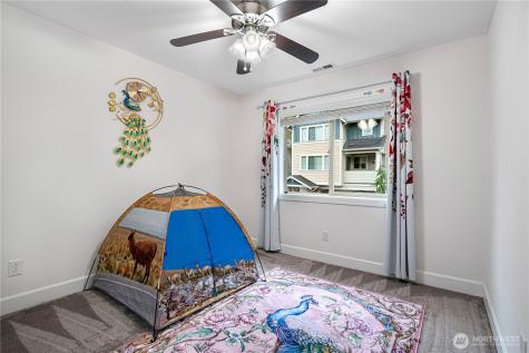 20042 94th Avenue NE Bothell WA 98011