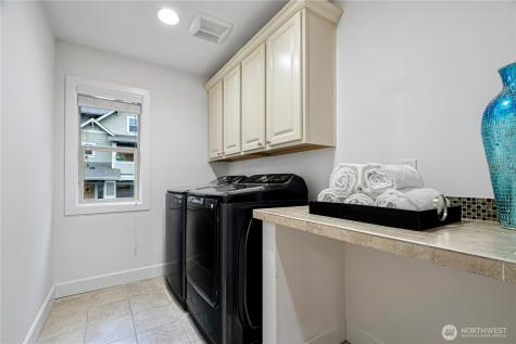 20042 94th Avenue NE Bothell WA 98011