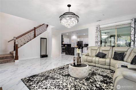 20042 94th Avenue NE Bothell WA 98011