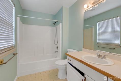 506 Belfair Court SW Orting WA 98360