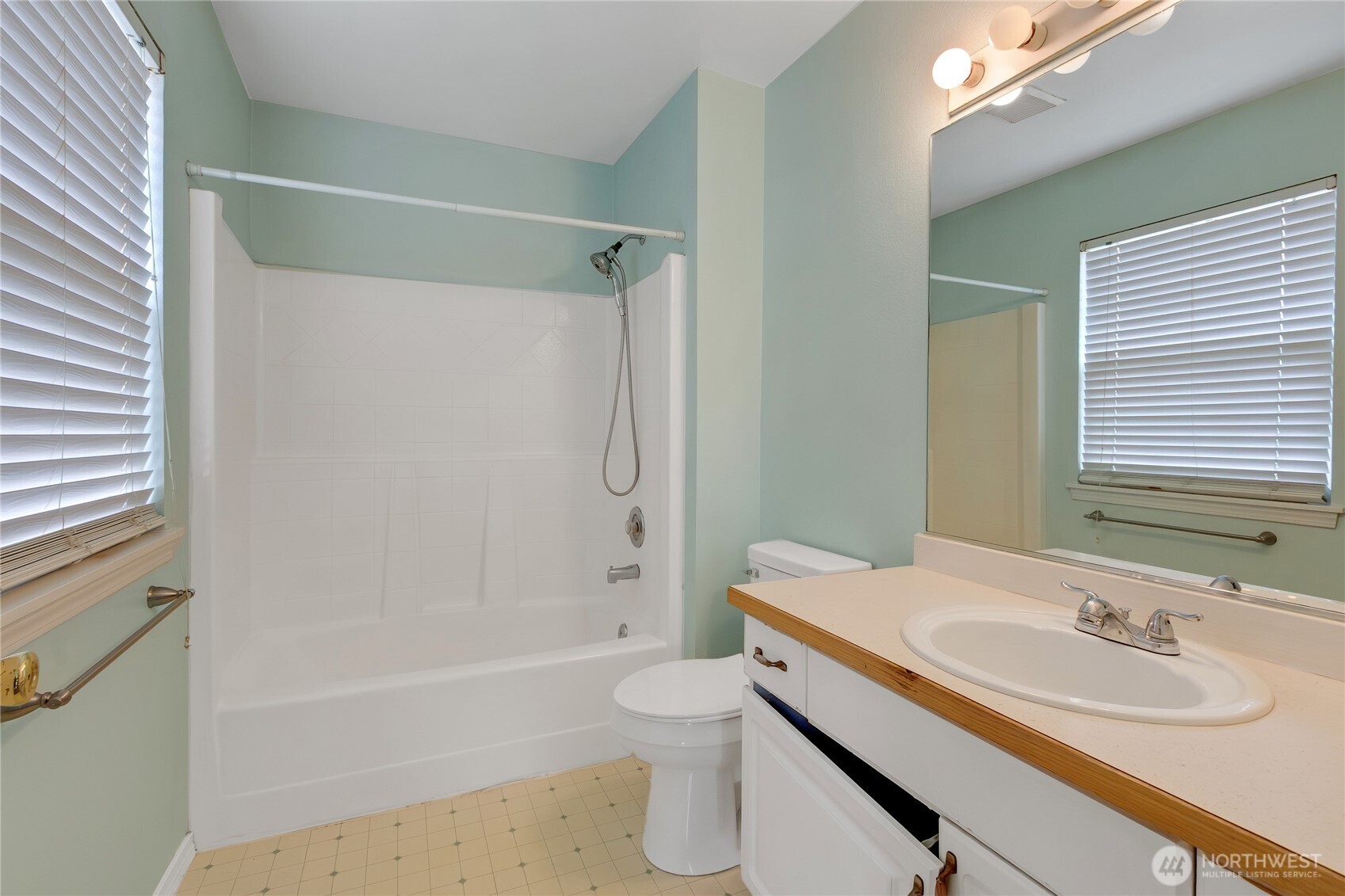 506 Belfair Court SW Orting WA 98360