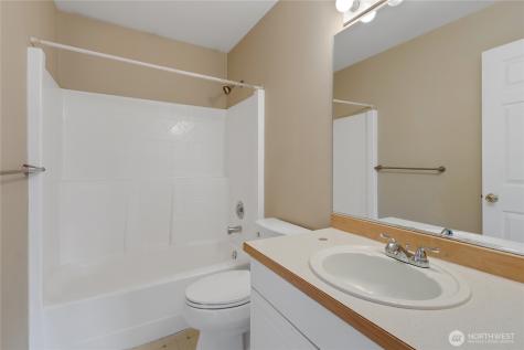 506 Belfair Court SW Orting WA 98360