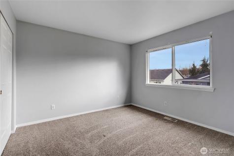 506 Belfair Court SW Orting WA 98360