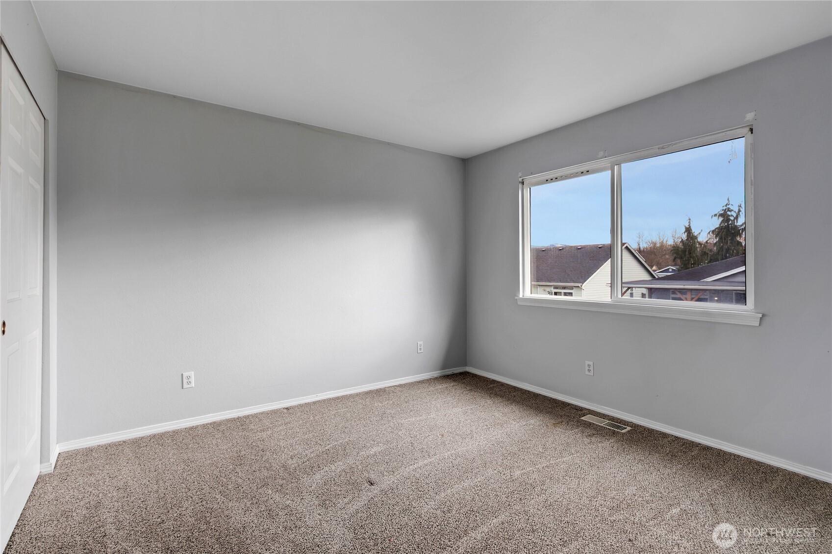 506 Belfair Court SW Orting WA 98360