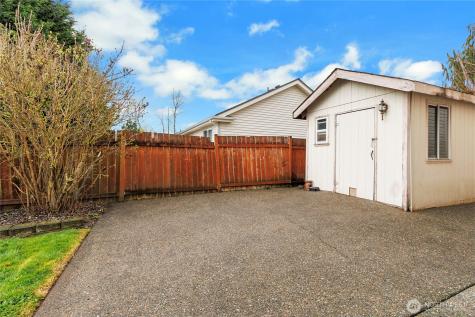 506 Belfair Court SW Orting WA 98360