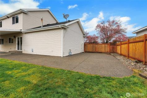 506 Belfair Court SW Orting WA 98360
