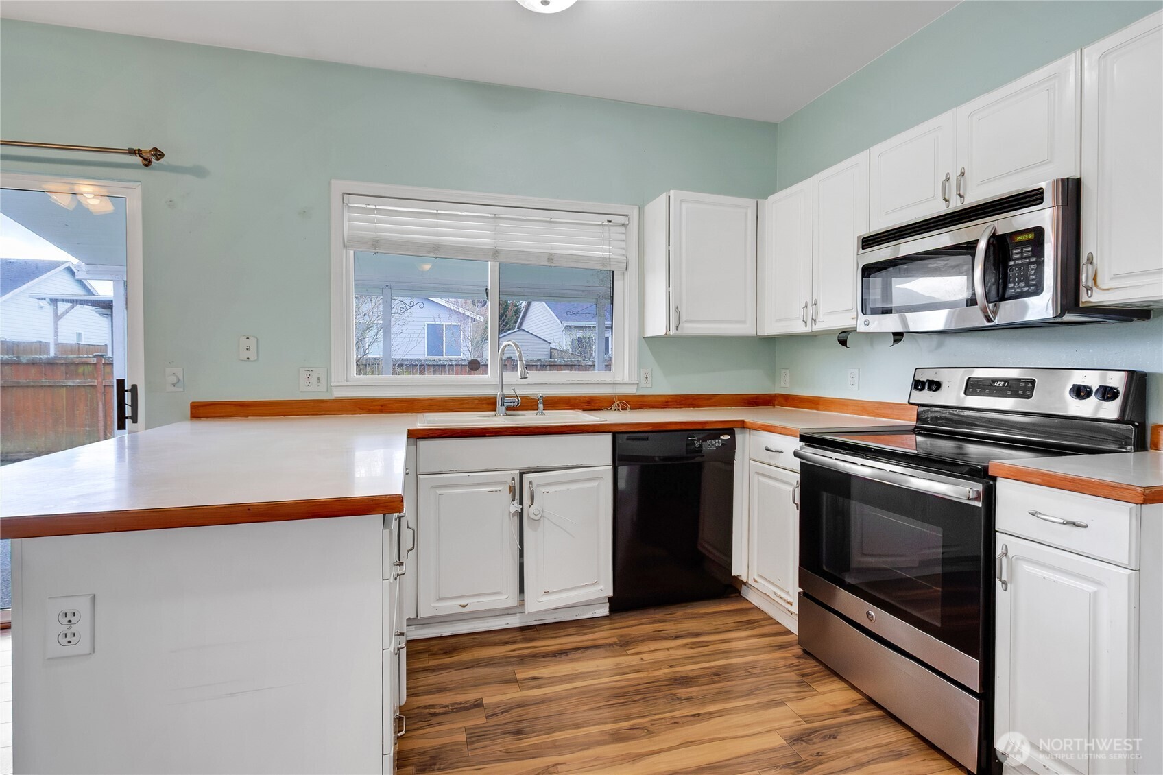 506 Belfair Court SW Orting WA 98360