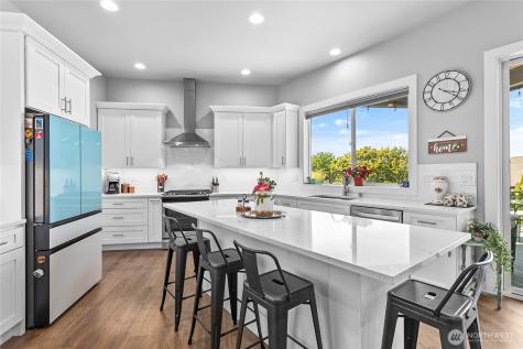 5544 Whitehorn Way Blaine WA 98230
