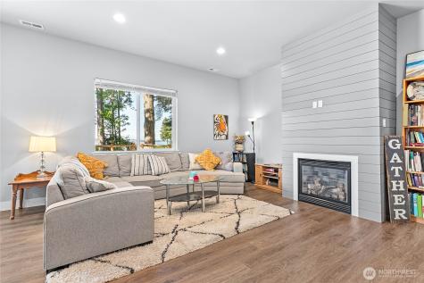 5544 Whitehorn Way Blaine WA 98230
