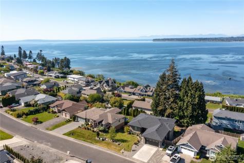 5544 Whitehorn Way Blaine WA 98230