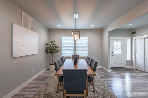 2036 W Lakeside Moses Lake WA 98337