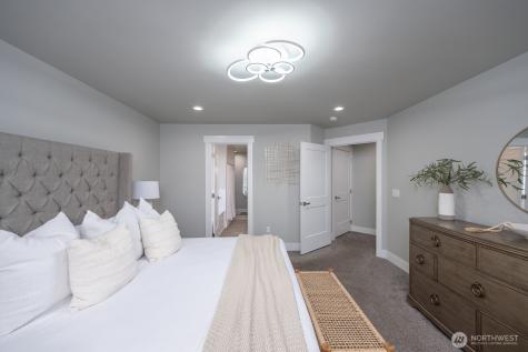 2036 W Lakeside Moses Lake WA 98337