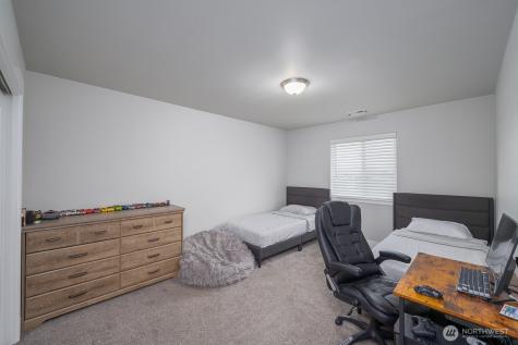 2036 W Lakeside Moses Lake WA 98337