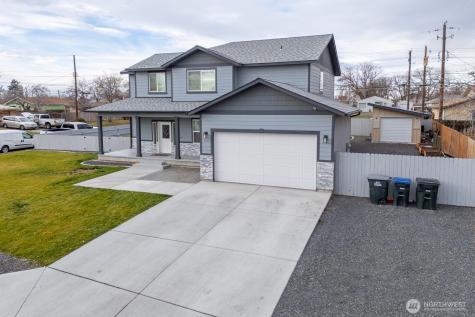 2036 W Lakeside Moses Lake WA 98337