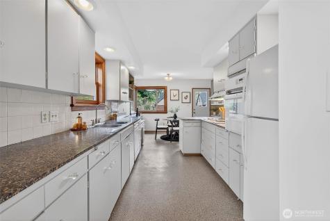8049 23rd Avenue NW Seattle WA 98117