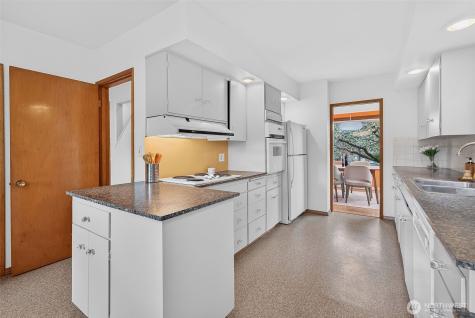 8049 23rd Avenue NW Seattle WA 98117