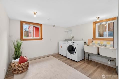 8049 23rd Avenue NW Seattle WA 98117