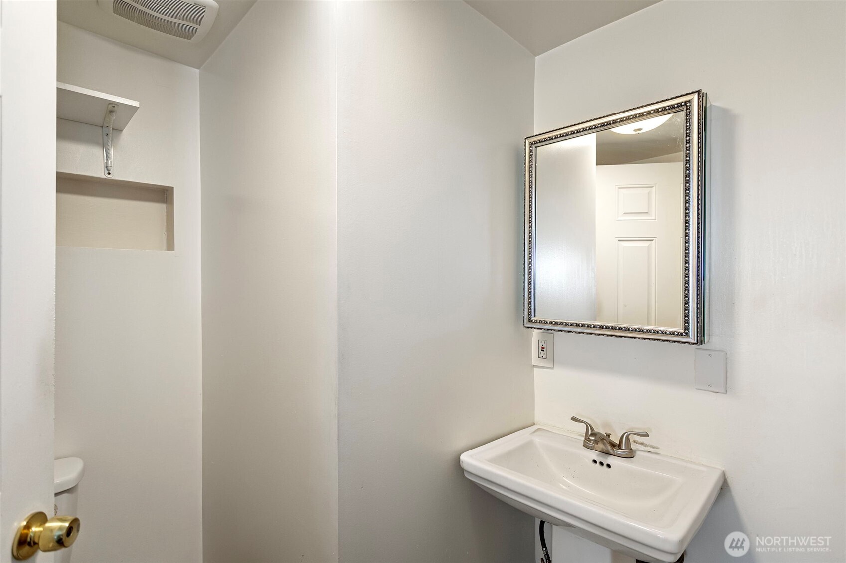 913 24th Avenue E Seattle WA 98112