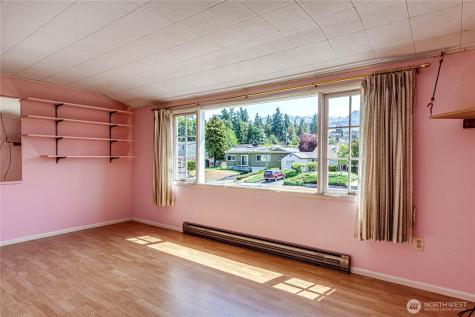 1415 E 2nd Street Port Angeles WA 98362