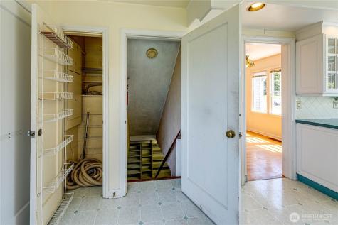 1415 E 2nd Street Port Angeles WA 98362