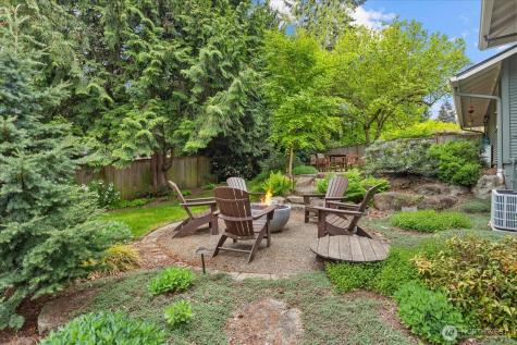 17013 NE 18th Street Bellevue WA 98008