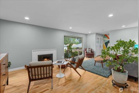 17013 NE 18th Street Bellevue WA 98008