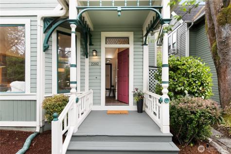 2202 John Seattle WA 98112