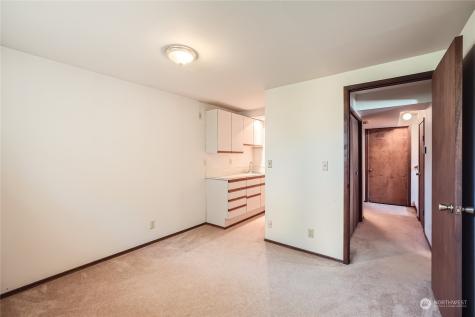 8020 Meridian Avenue N Seattle WA 98103