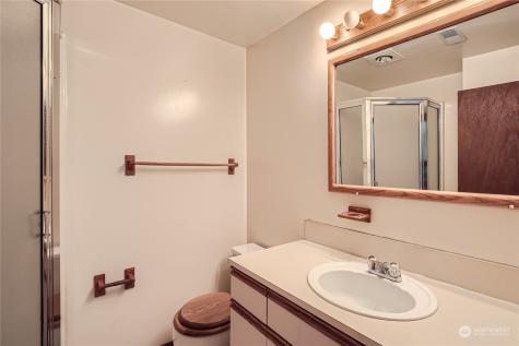 8020 Meridian Avenue N Seattle WA 98103