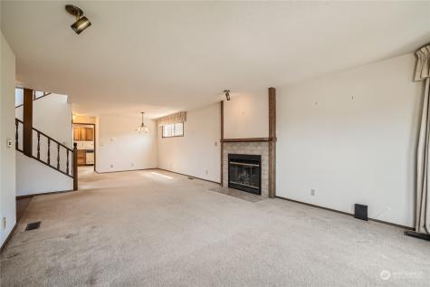 8020 Meridian Avenue N Seattle WA 98103