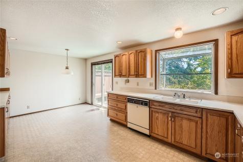 8020 Meridian Avenue N Seattle WA 98103
