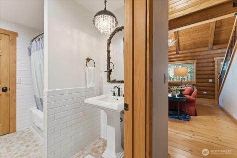 2250 First Creek Road Chelan WA 98816