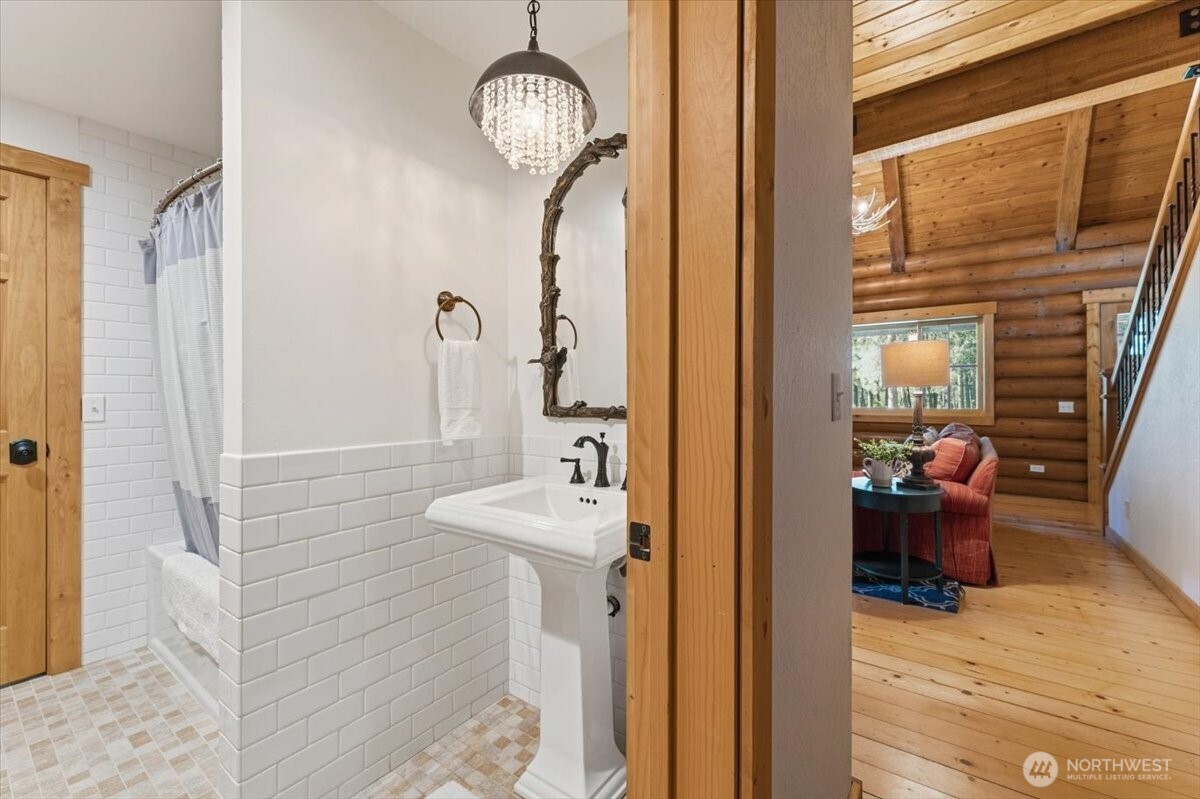 2250 First Creek Road Chelan WA 98816