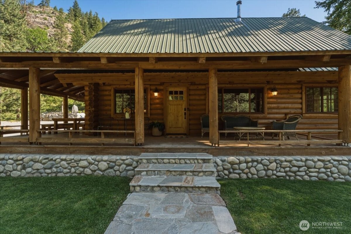 2250 First Creek Road Chelan WA 98816