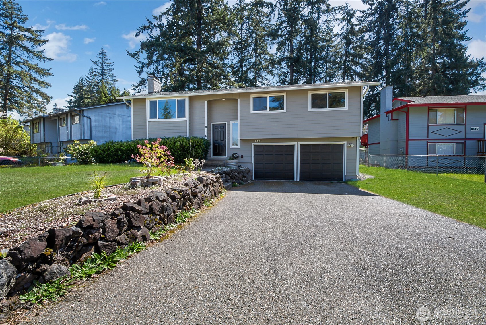 2116 E 150th Street E Tacoma WA 98445