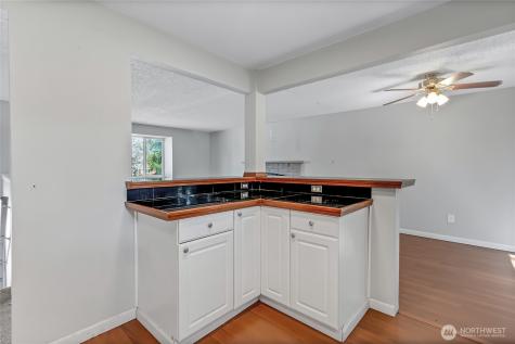 2116 E 150th Street E Tacoma WA 98445