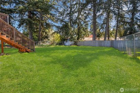 2116 E 150th Street E Tacoma WA 98445