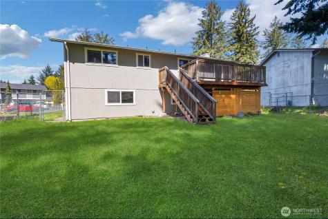2116 E 150th Street E Tacoma WA 98445