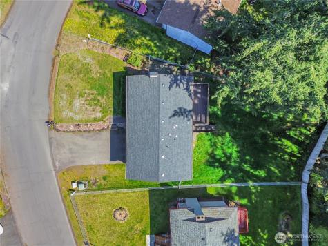 2116 E 150th Street E Tacoma WA 98445
