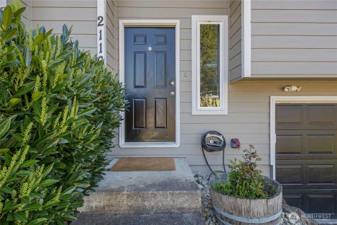 2116 E 150th Street E Tacoma WA 98445