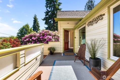 8819 Ashworth Avenue N Seattle WA 98103
