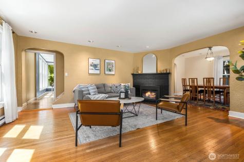 8819 Ashworth Avenue N Seattle WA 98103