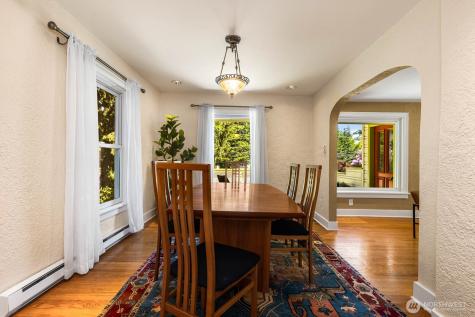 8819 Ashworth Avenue N Seattle WA 98103