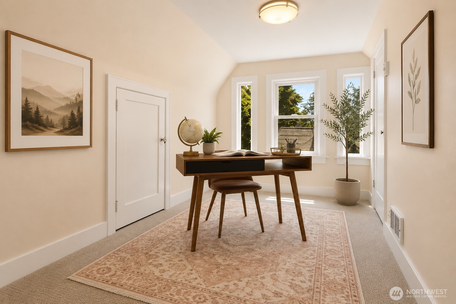 8819 Ashworth Avenue N Seattle WA 98103