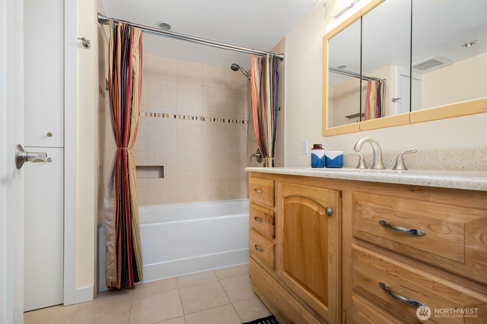 8819 Ashworth Avenue N Seattle WA 98103