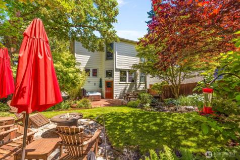8819 Ashworth Avenue N Seattle WA 98103