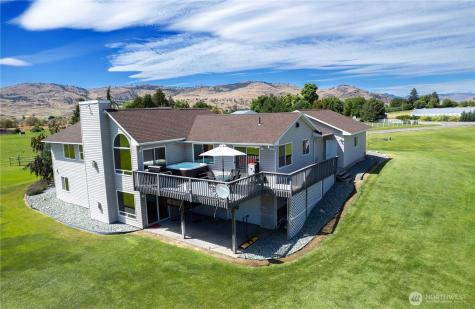 82 Epley Road Omak WA 98841
