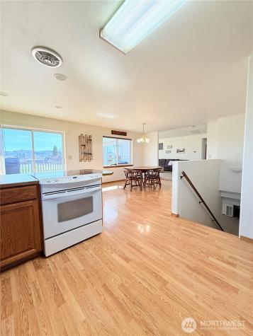 82 Epley Road Omak WA 98841