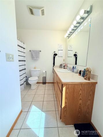 82 Epley Road Omak WA 98841