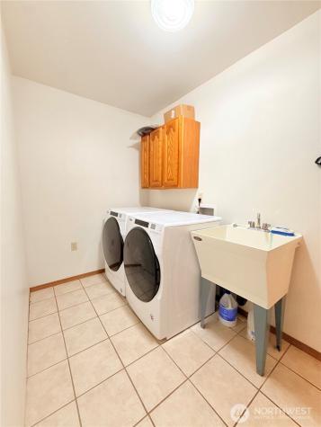 82 Epley Road Omak WA 98841